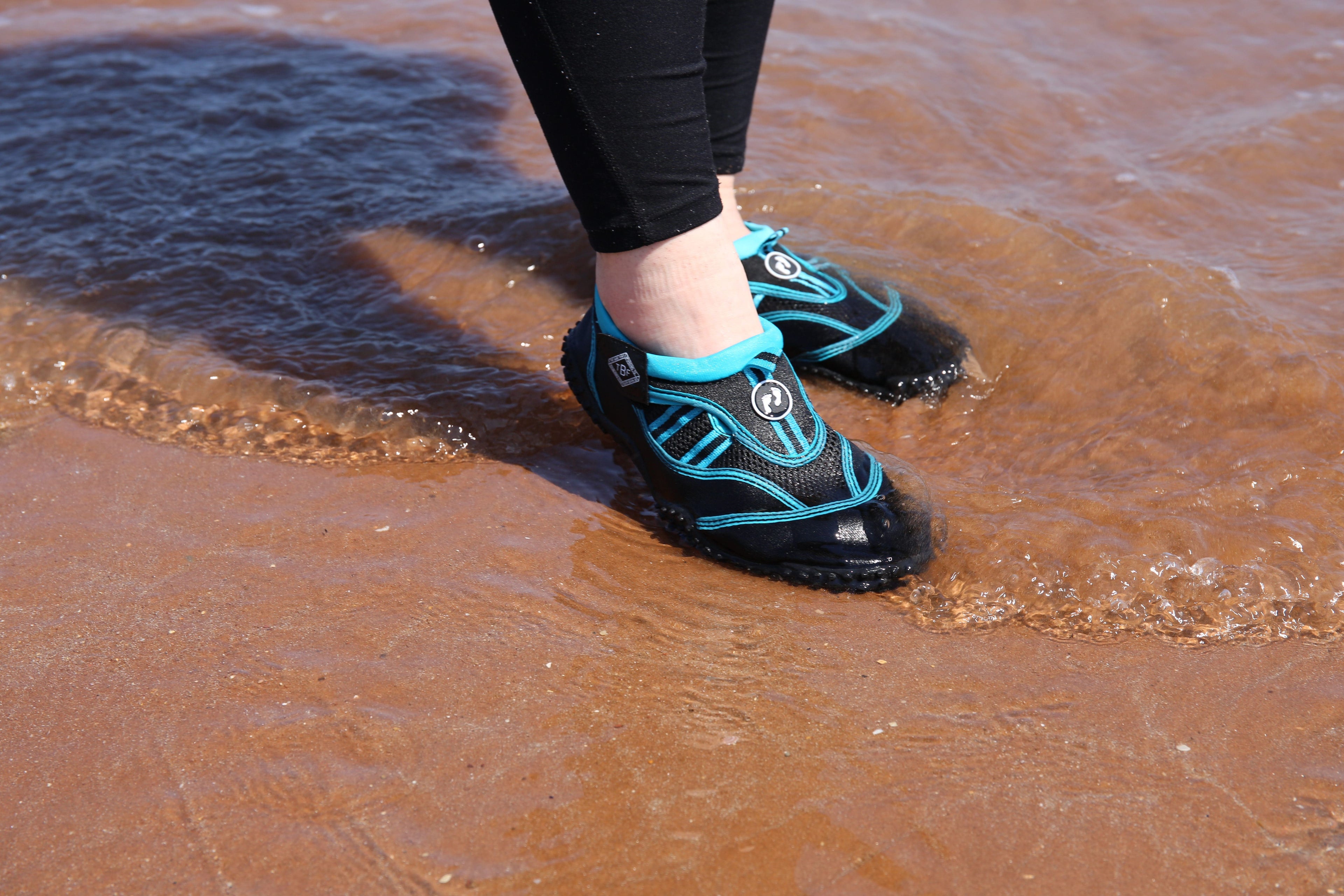 Aqua Shoes