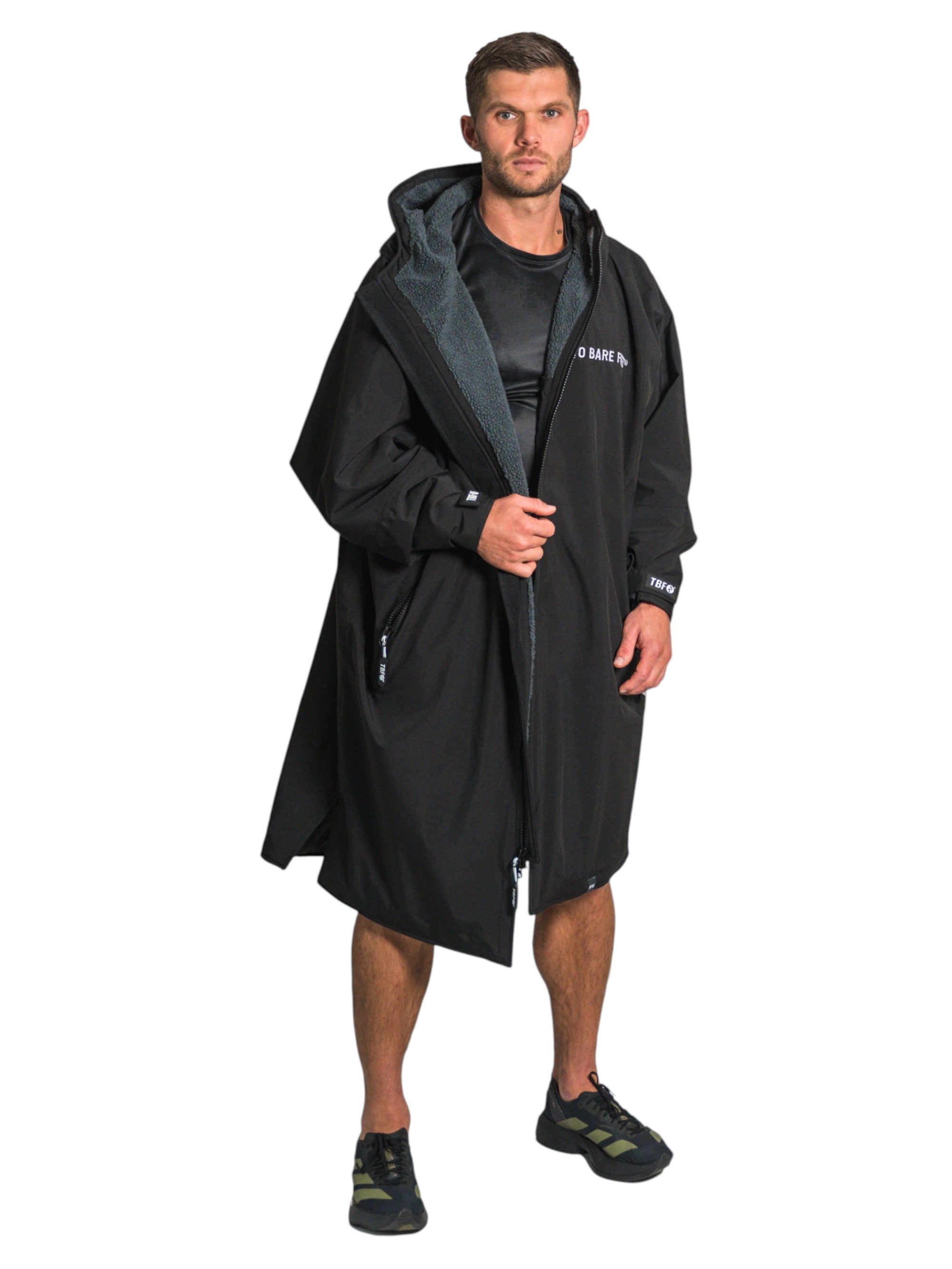 Core Waterproof Changing Robe (Black/Charcoal)