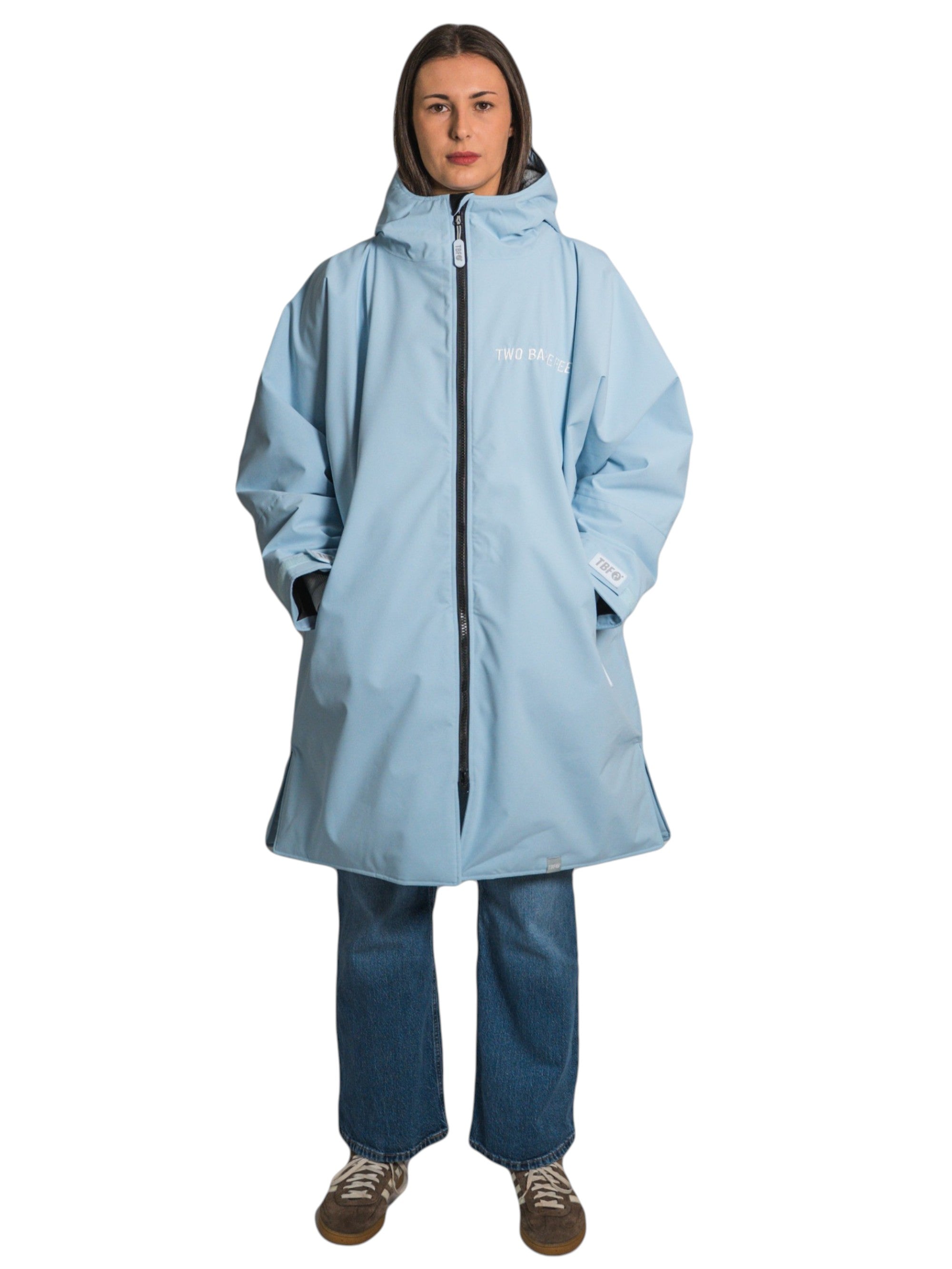 Core Waterproof Changing Robe (Ice Blue/Grey)