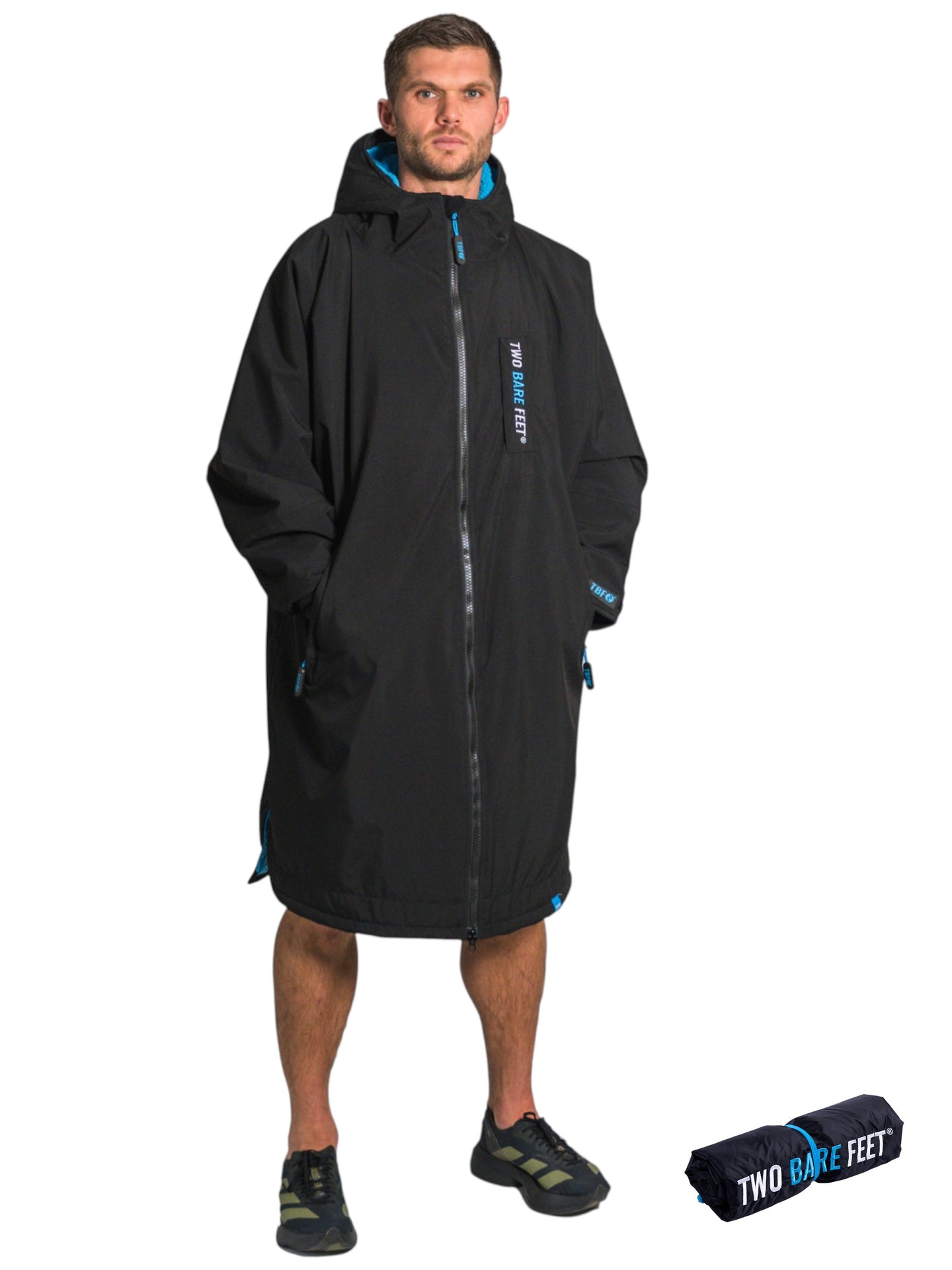 Two Bare Feet Weatherproof Changing Robe with Changing Mat (Black/Blue)