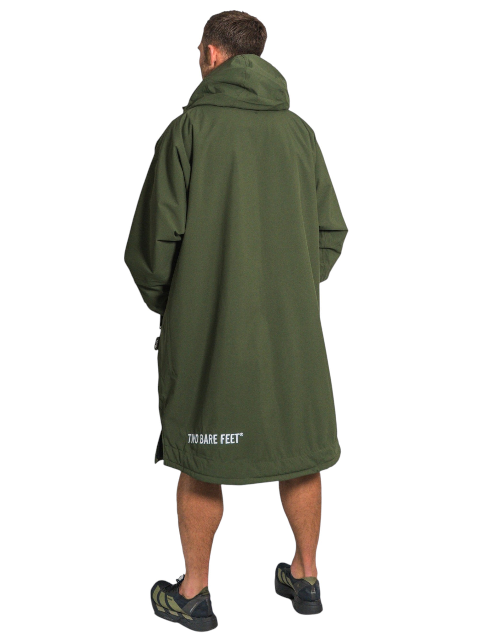 Two Bare Feet Weatherproof Changing Robe with Changing Mat (Forest/Black)