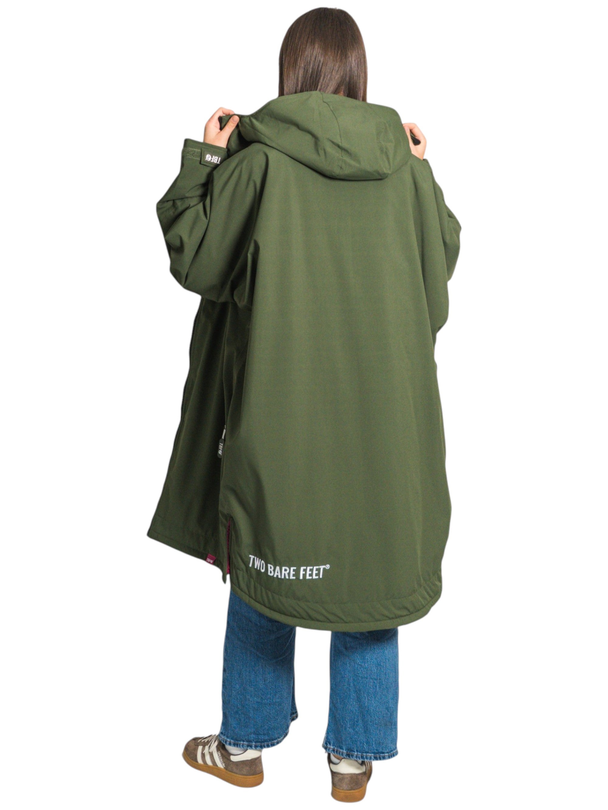 Two Bare Feet Weatherproof Changing Robe with Changing Mat (Forest/Raspberry)