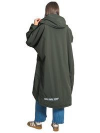 Two Bare Feet Weatherproof Changing Robe with Changing Mat (Khaki/Raspberry)