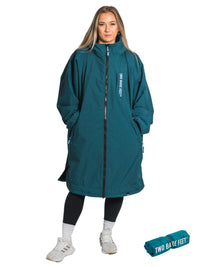 Two Bare Feet Weatherproof Changing Robe with Changing Mat (Sea Green/Black)