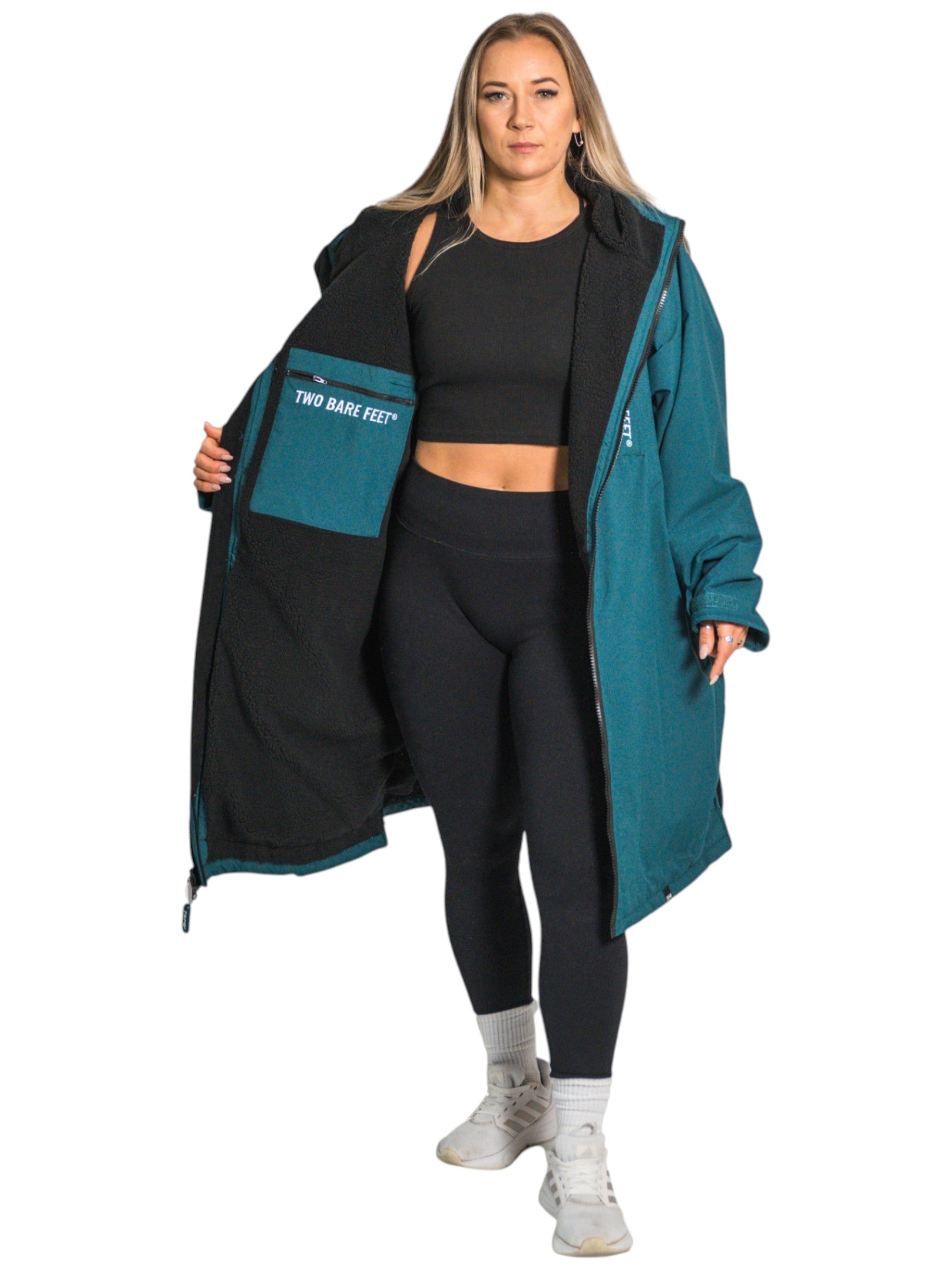 Two Bare Feet Weatherproof Changing Robe with Changing Mat (Sea Green/Black)
