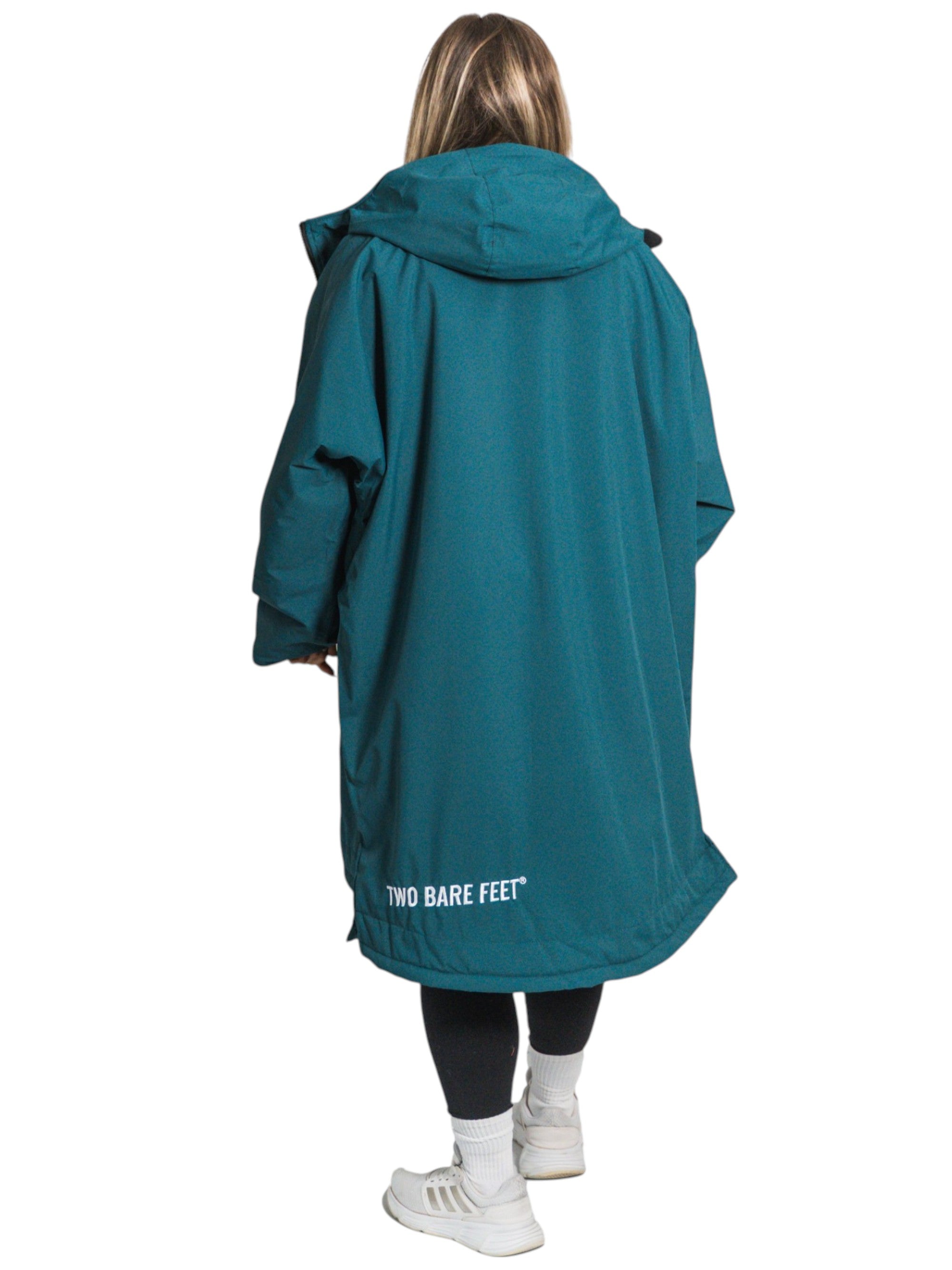 Two Bare Feet Weatherproof Changing Robe with Changing Mat (Sea Green/Black)