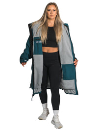 Two Bare Feet Weatherproof Changing Robe with Changing Mat (Sea Green/Grey)