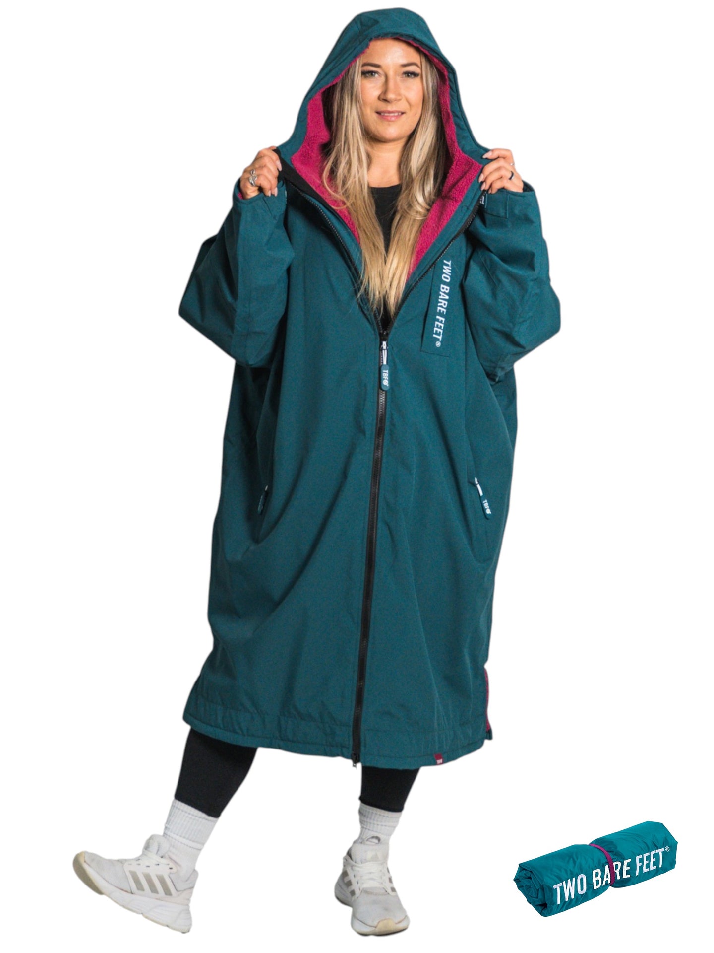 Two Bare Feet Weatherproof Changing Robe with Changing Mat (Sea Green/Raspberry)