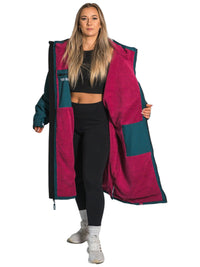 Two Bare Feet Weatherproof Changing Robe with Changing Mat (Sea Green/Raspberry)