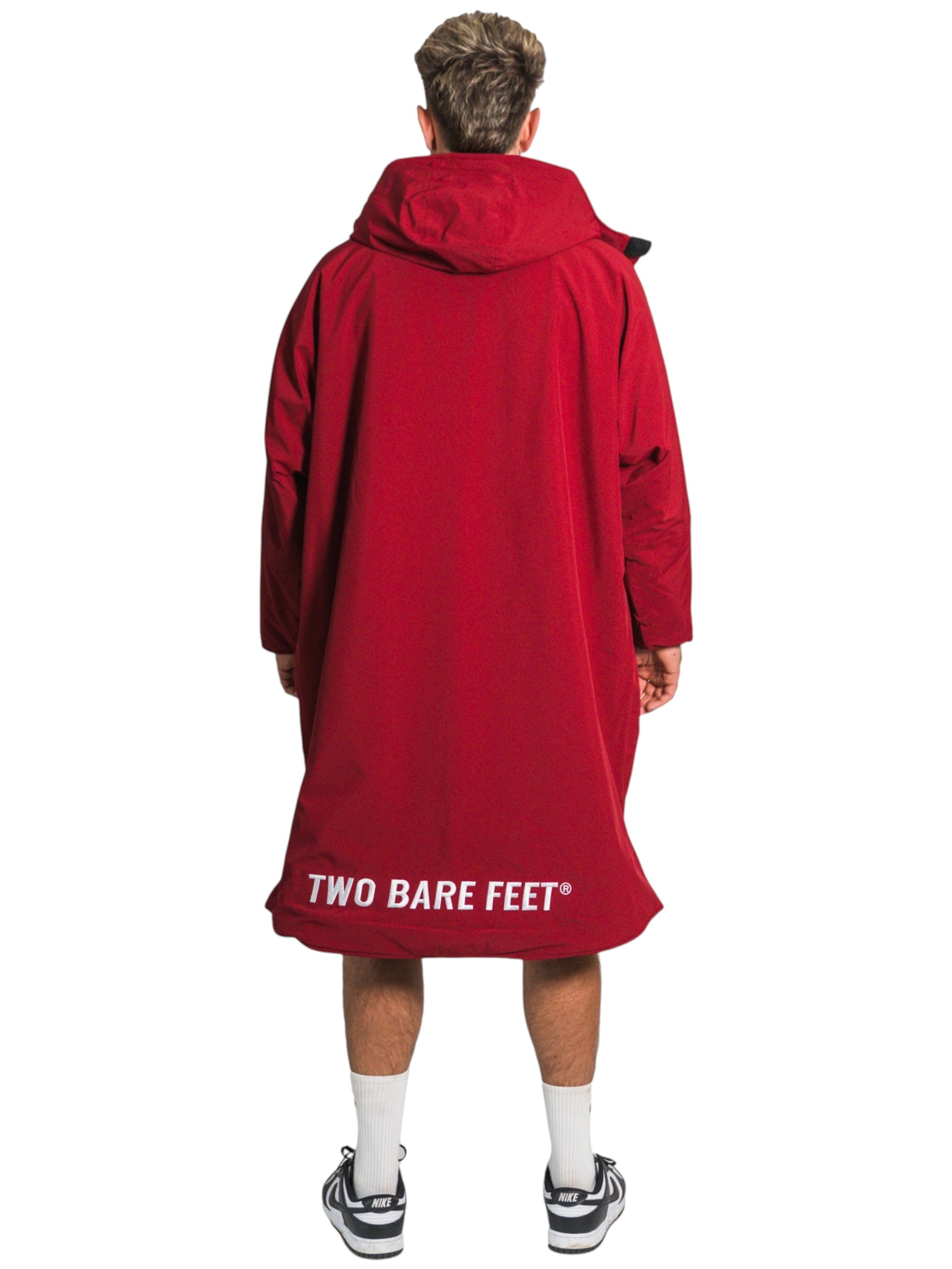 Core Waterproof Changing Robe (Deep Red/Charcoal)