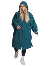 Core Waterproof Changing Robe (Sea Green/Raspberry)