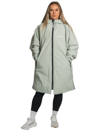 Core Waterproof Changing Robe (Seafoam/Cream)