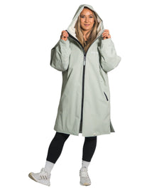 Core Waterproof Changing Robe (Seafoam/Cream)