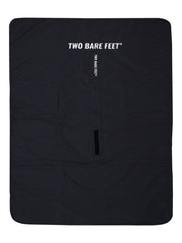XL Sherpa Lined Waterproof Beach Travel Blanket (Black/Raspberry)
