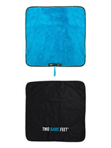 Two Bare Feet Kids Weatherproof Changing Robe with Changing Mat (Black/Blue)