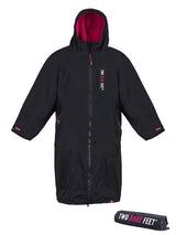 Two Bare Feet Kids Weatherproof Changing Robe with Changing Mat (Black/Raspberry)