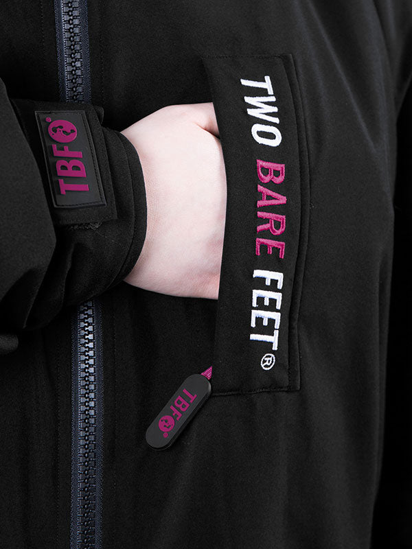 Two Bare Feet Kids Weatherproof Changing Robe with Changing Mat (Black/Raspberry)