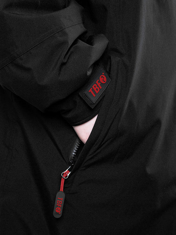 Two Bare Feet Kids Weatherproof Changing Robe with Changing Mat (Black/Red)