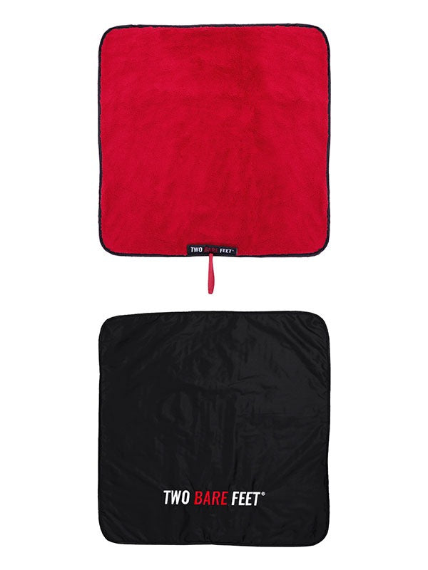 Two Bare Feet Kids Weatherproof Changing Robe with Changing Mat (Black/Red)