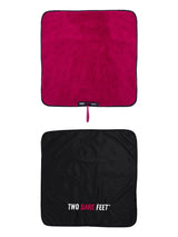 Two Bare Feet Kids Weatherproof Changing Robe with Changing Mat (Black/Raspberry)