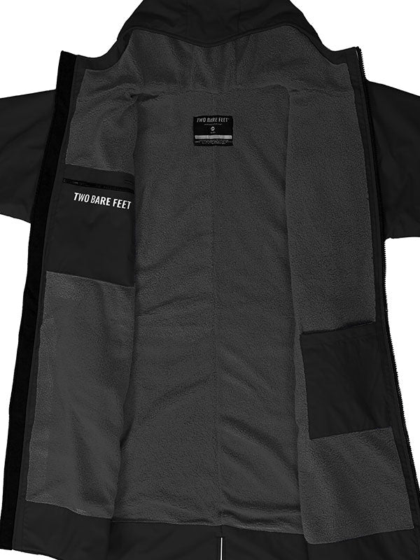 Elemental Waterproof Lightweight Slimline Changing Robe (Black/Charcoal)
