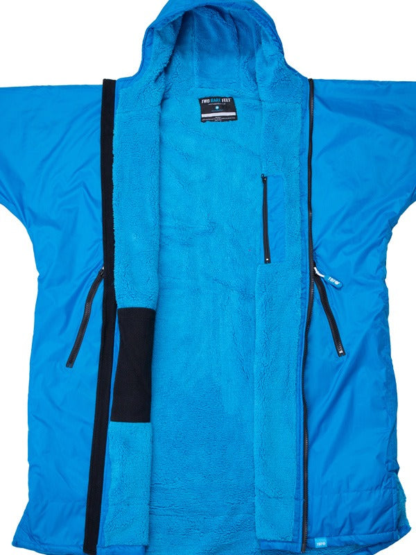 Two Bare Feet Weatherproof Changing Robe with Changing Mat (Blue/Blue)