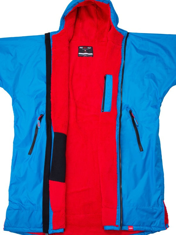 Two Bare Feet Kids Weatherproof Changing Robe with Changing Mat (Blue/Red)