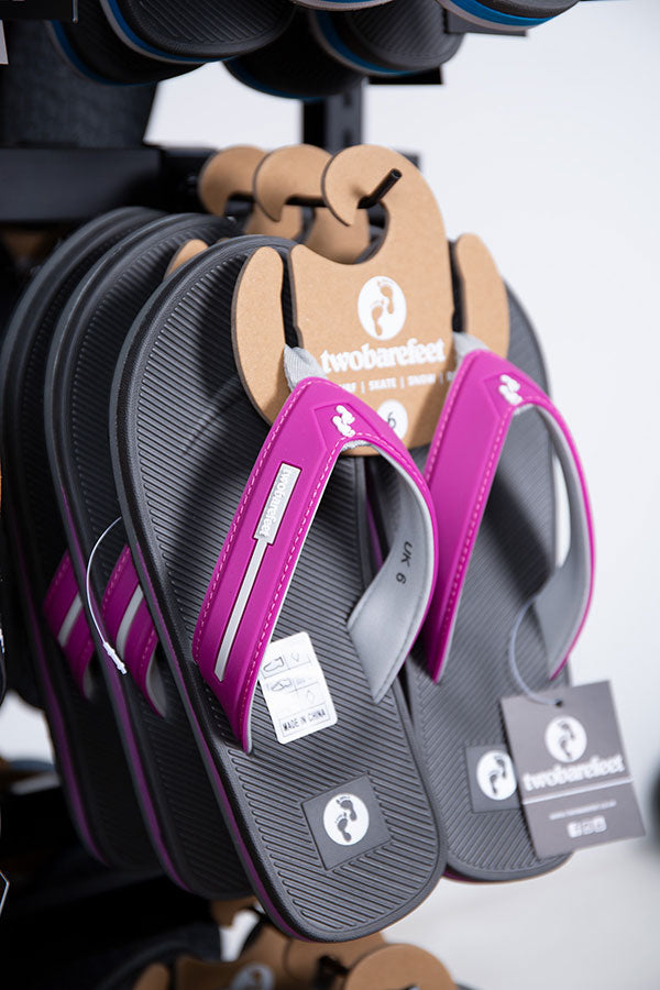Voyage Ladies Flip Flops (Pink)
