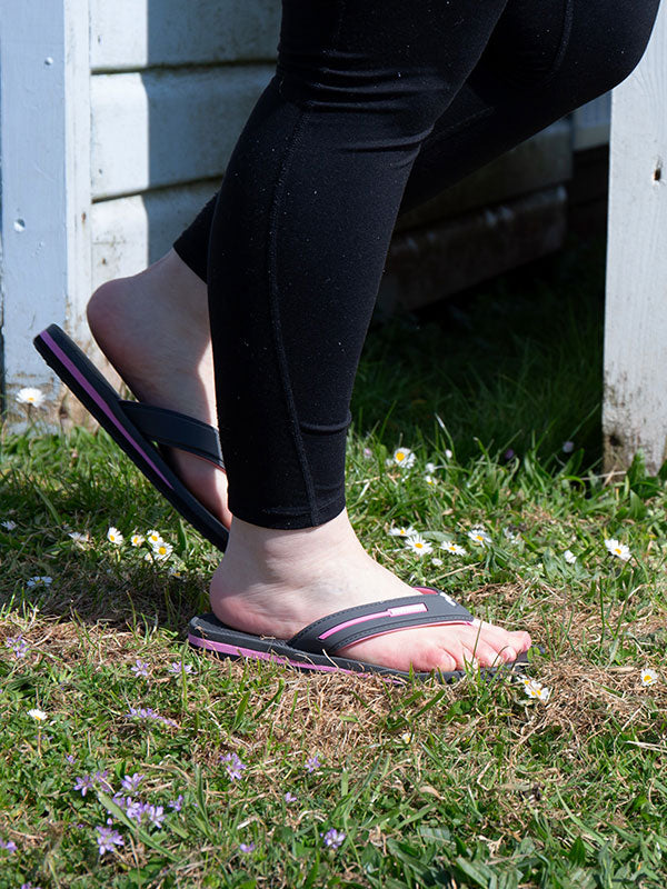 Voyage Ladies Flip Flops (Grey/Light Pink)