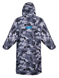 Two Bare Feet Kids Weatherproof Changing Robe with Changing Mat (Camo/Blue)
