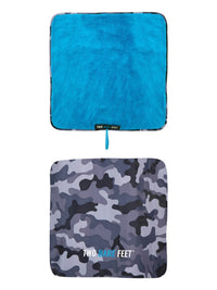 Two Bare Feet Kids Weatherproof Changing Robe with Changing Mat (Camo/Blue)