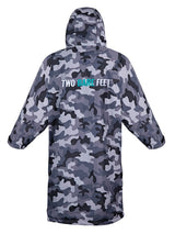 Two Bare Feet Kids Weatherproof Changing Robe with Changing Mat (Camo/Teal)