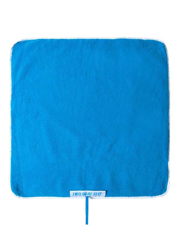 Two Bare Feet Changing Mat (White/Blue)