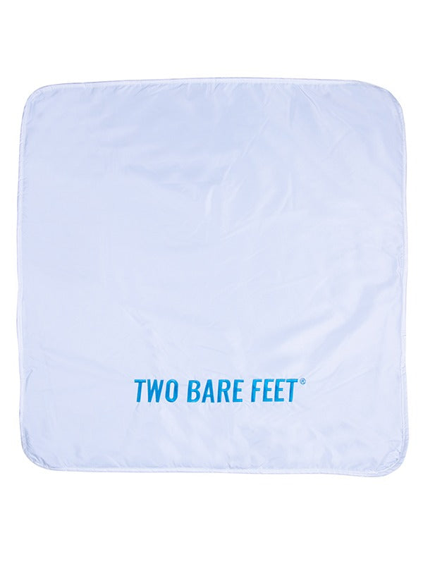 Two Bare Feet Changing Mat (White/Blue)