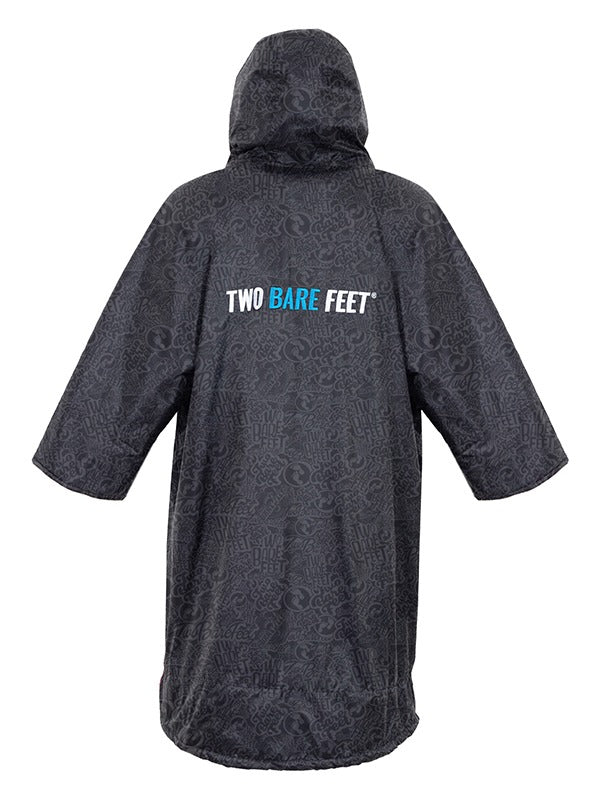 Two Bare Feet Classic Print Weatherproof Changing Robe (Black/Blue)