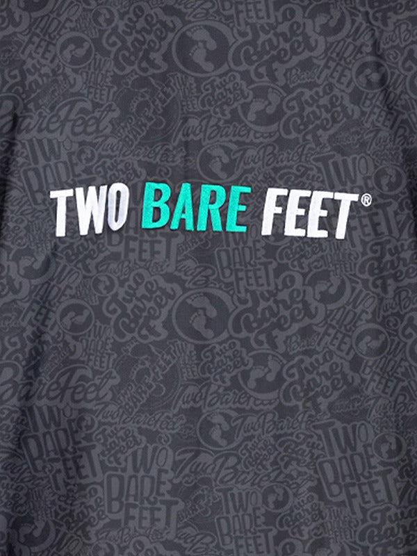 Two Bare Feet Classic Print Weatherproof Changing Robe (Black/Teal)