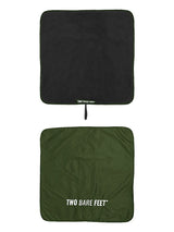 Two Bare Feet Weatherproof Changing Robe with Changing Mat (Forest/Black)