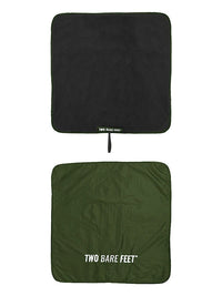 Two Bare Feet Weatherproof Changing Robe with Changing Mat (Forest/Black)