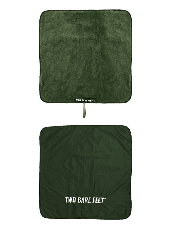 Two Bare Feet Kids Weatherproof Changing Robe with Changing Mat (Forest/Forest)