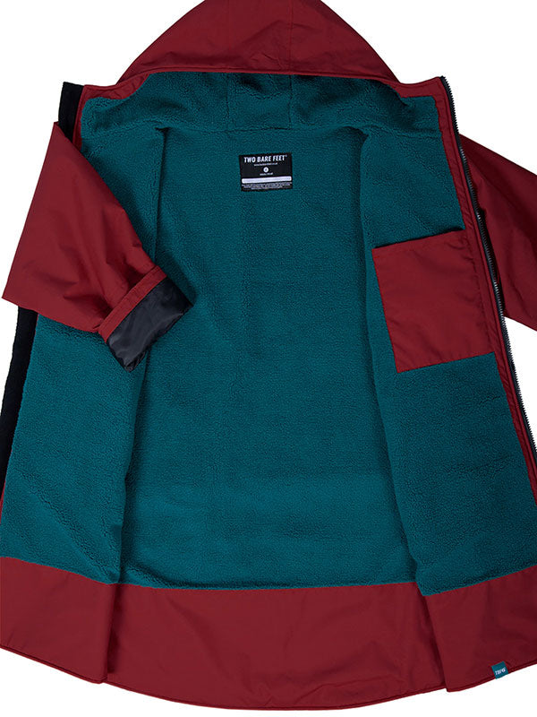 Kids Core Waterproof Changing Robe (Deep Red/Sea Green)