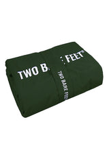 XL Sherpa Lined Waterproof Beach Travel Blanket (Forest/Raspberry)