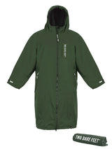 Two Bare Feet Kids Weatherproof Changing Robe with Changing Mat (Forest/Black)