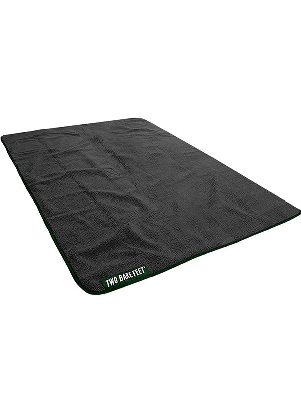 XL Sherpa Lined Waterproof Beach Travel Blanket (Forest/Charcoal)