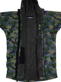 Two Bare Feet Kids Weatherproof Changing Robe with Changing Mat (Green Camo/ Charcoal)