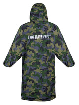 Two Bare Feet Kids Weatherproof Changing Robe with Changing Mat (Green Camo/ Raspberry)