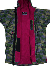 Two Bare Feet Kids Weatherproof Changing Robe with Changing Mat (Green Camo/ Raspberry)