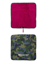 Two Bare Feet Kids Weatherproof Changing Robe with Changing Mat (Green Camo/ Raspberry)