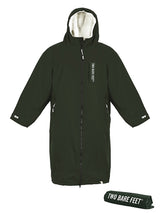 Two Bare Feet Kids Weatherproof Changing Robe with Changing Mat (Khaki/Cream)