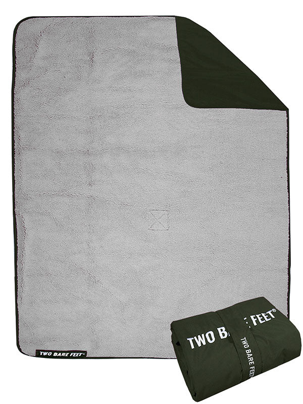 XL Sherpa Lined Waterproof Beach Travel Blanket (Khaki/Grey)