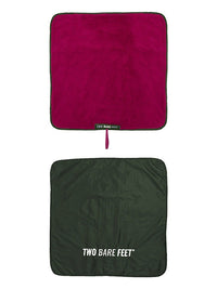 Two Bare Feet Weatherproof Changing Robe with Changing Mat (Khaki/Raspberry)